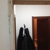 Rifinitura cornice porta