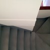Tramezzo in vetro fianco scale interne